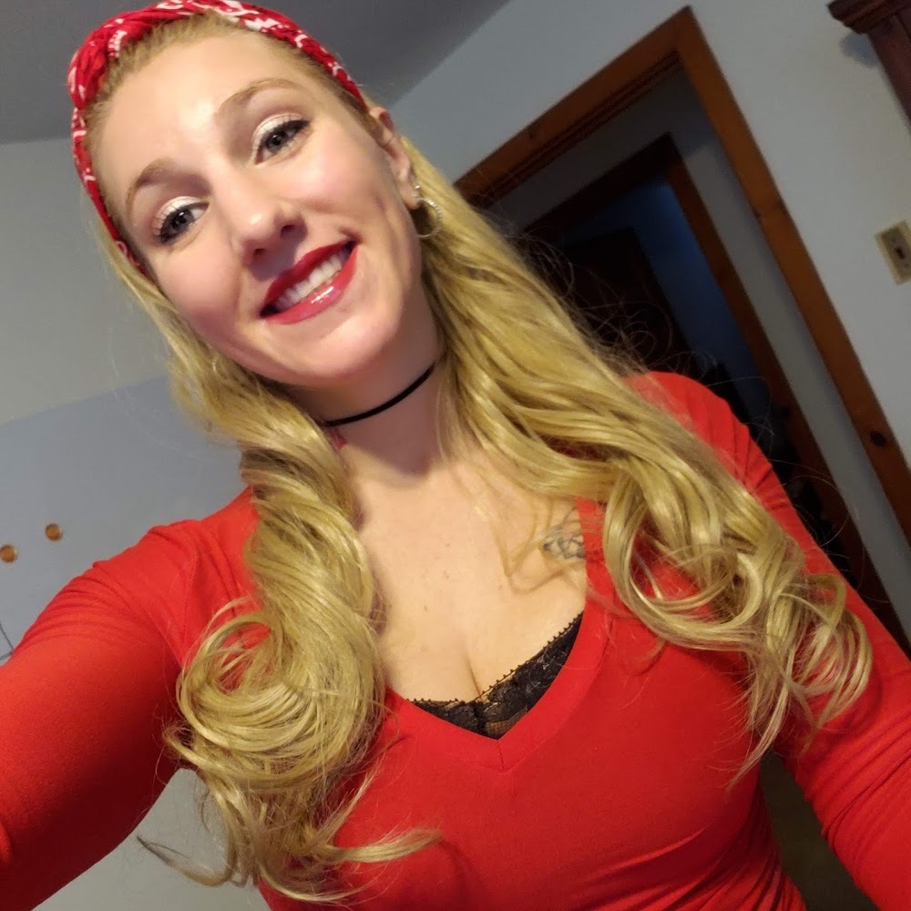 Meet your Posher, Christina